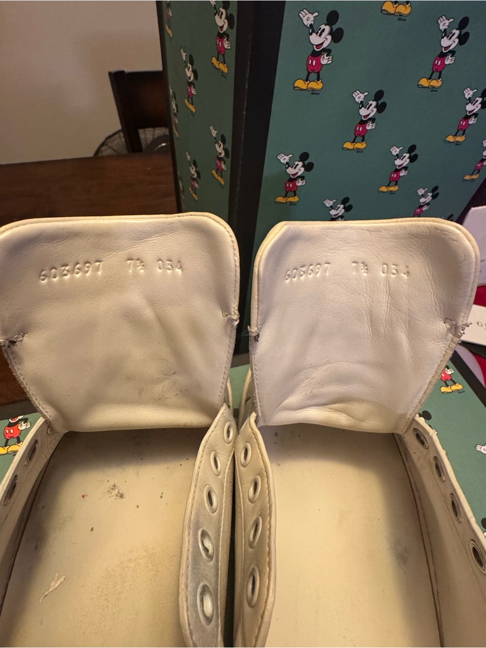 Authentic Gucci x Disney Mickey Mouse Sneakers - Picture 8 of 12